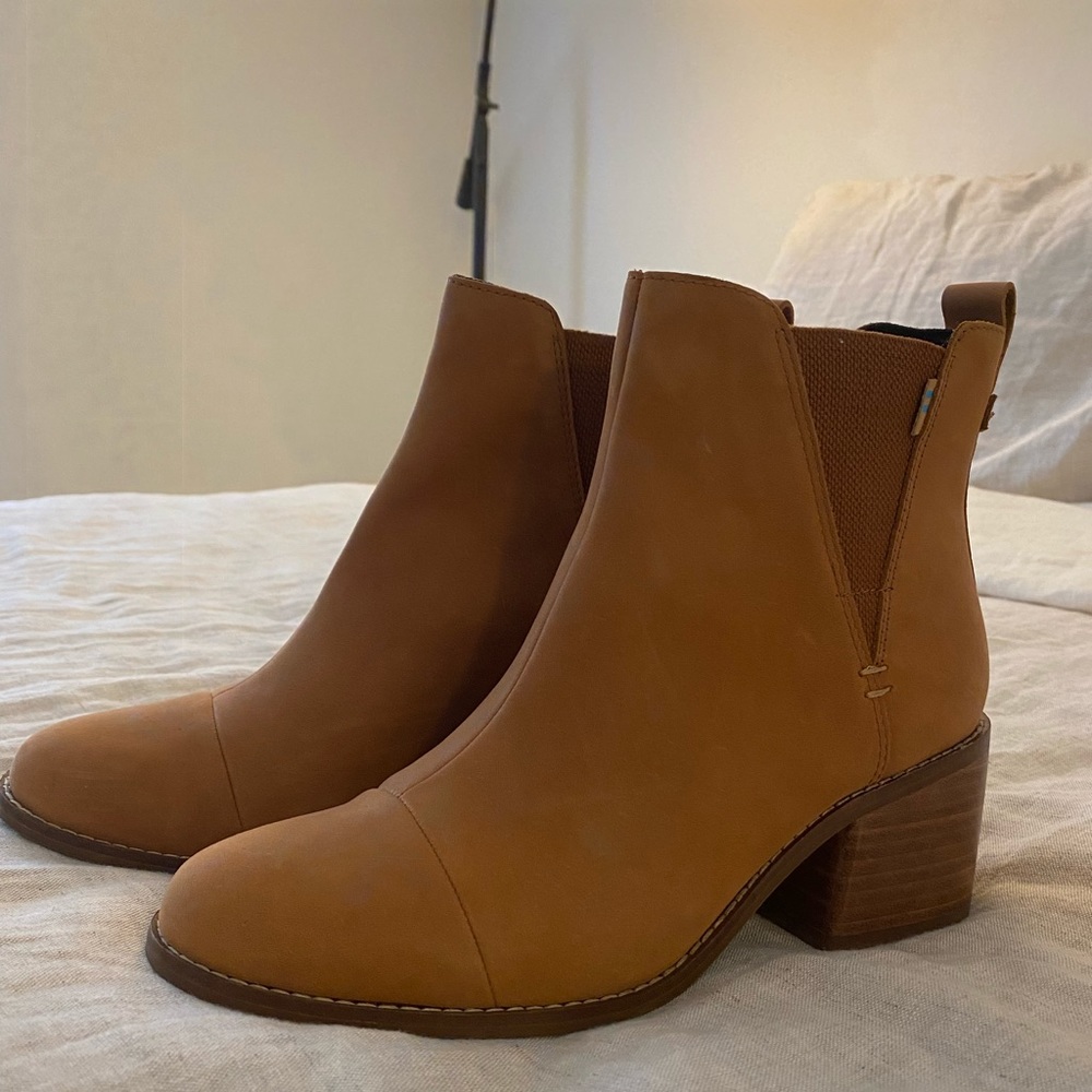 Tom’s Esme Booties